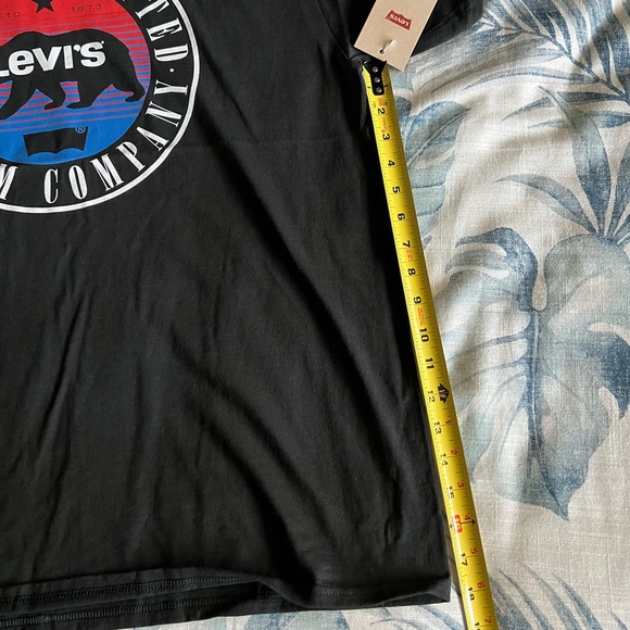New Levi’s T-Shirt Size XL - Picture 6 of 6